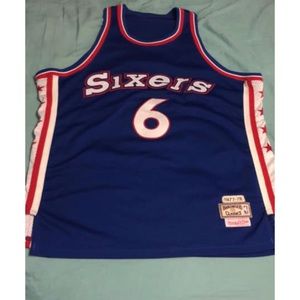 Mitchell and Ness Sixers jersey.